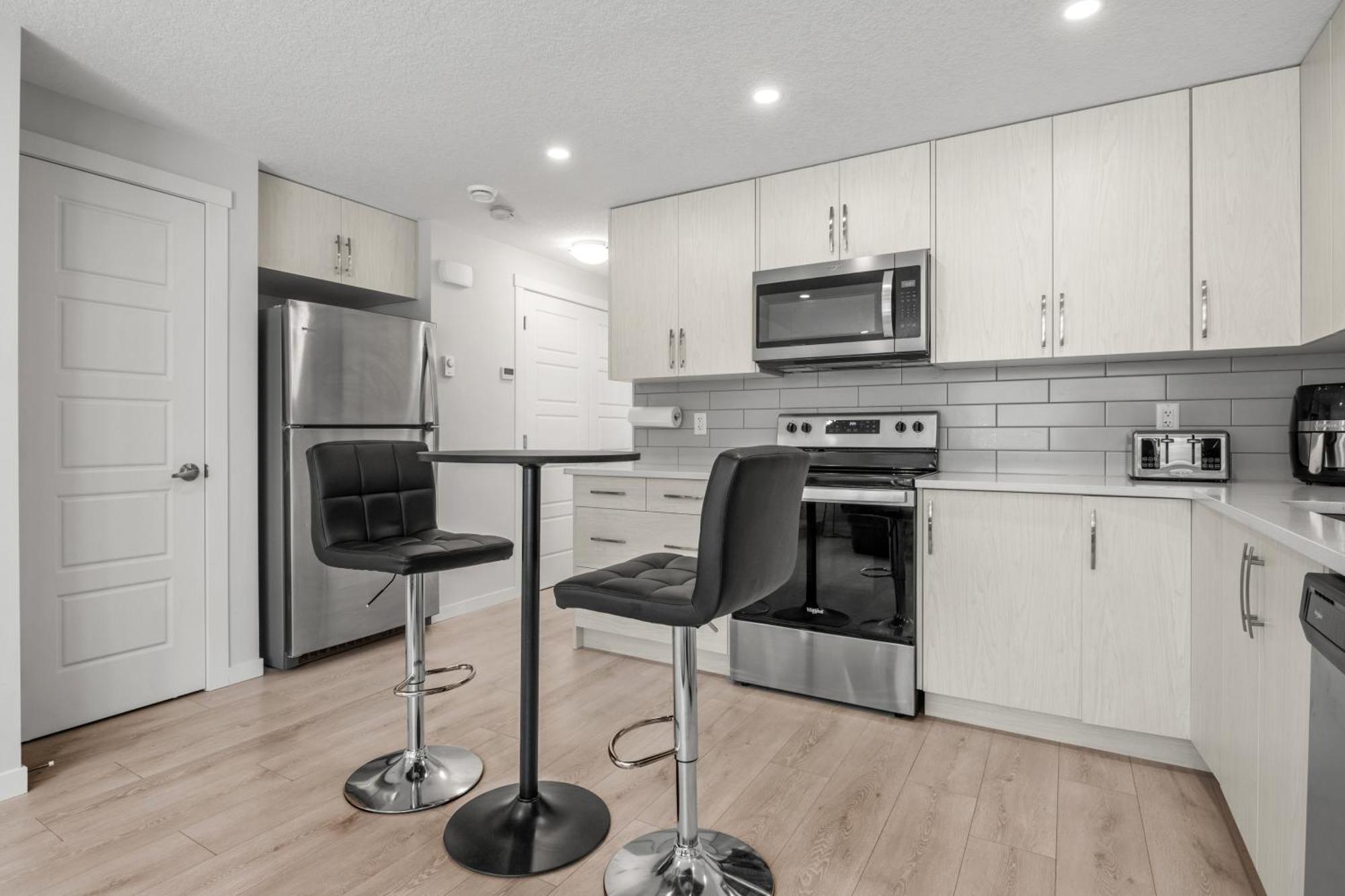 Appartement Cozy Rockland Park Unit+parking Calgary